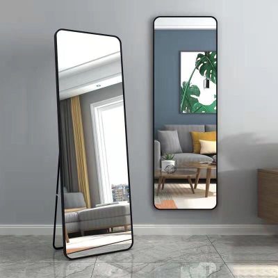 Gương đứng soi toàn thân viền đen huyền bí